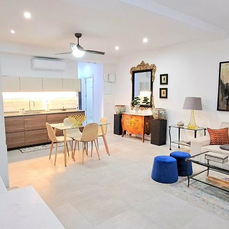 New! Renovated, Centrally Located, Private Entrance, Terrace Apartment Валенсия Екстериор снимка